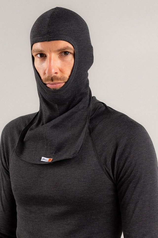 Подшлемник Комацо (COMAZO) черный - upload/resize_cache/iblock/152/mjoxga3a89f0s77vv3lm4xar61aqzr2x/640_1002_1821712164bebe8964a3cb4f91f48bb72/4