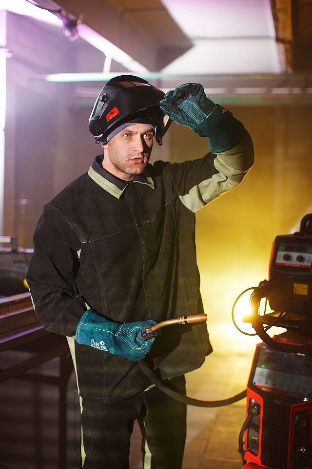 Краги спилковые ДИГГЕР+ - upload/resize_cache/iblock/1fd/b8wi2bdb6hwyfi294gxbnv4lv8fqqiok/640_1002_1821712164bebe8964a3cb4f91f48bb72/Svarka_23_12_240729_1280x1920