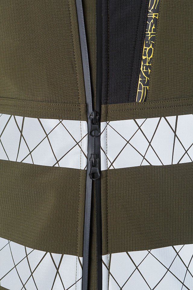 Куртка YURINOX MAX утепленная хаки/черная - upload/resize_cache/iblock/369/j02wma783spt4pbdh5eqojnzu8vbo71w/640_1002_1821712164bebe8964a3cb4f91f48bb72/Specodejda_24_04_2444091_1280x1920