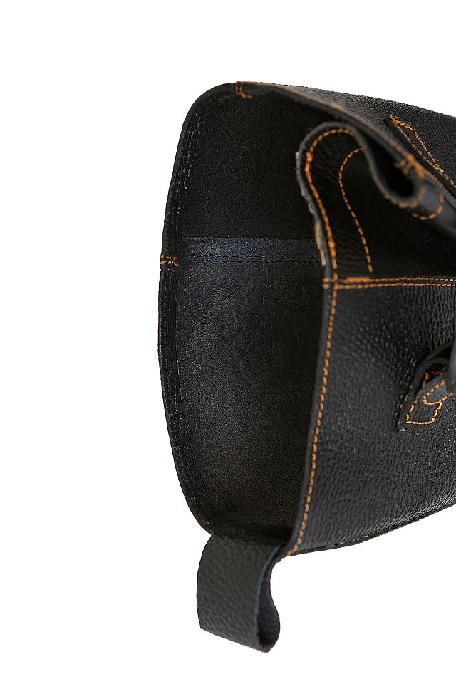 Сапоги кожаные для защиты от термических рисков электрической дуги СпецпошивТермо САП.001 черные - upload/resize_cache/iblock/641/zbdyp1zzhh9v5s2j3nm6nz77alcovzhv/640_1002_1821712164bebe8964a3cb4f91f48bb72/Specodejda_16_12_2473070_1280x1920