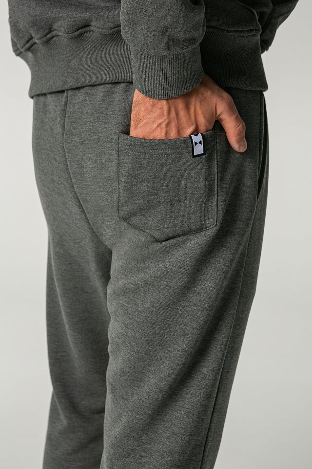 Брюки спортивные (футер 3-х нитка петля) серые - upload/resize_cache/iblock/6ea/xhsheblzxkyjjbi529glbbcg99ffqjza/640_1002_1821712164bebe8964a3cb4f91f48bb72/4