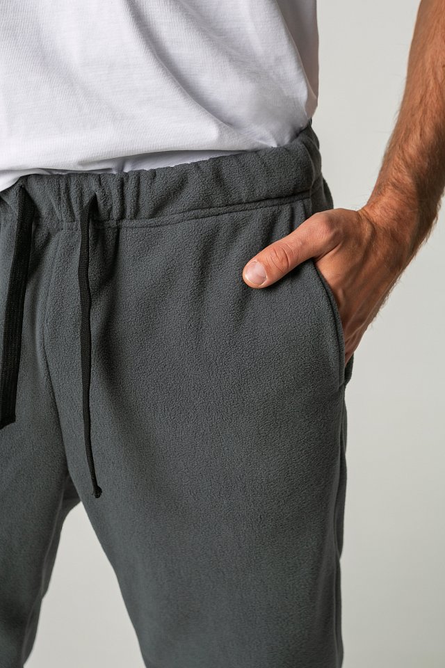 Брюки КОТЛАЙН (KOTLINE) флисовые джоггеры т.серые - upload/resize_cache/iblock/983/licypr38x89kjcw32adhnffneavs51kt/640_1002_1821712164bebe8964a3cb4f91f48bb72/4