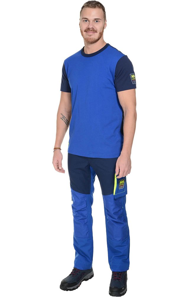 Футболка «AKER» (Эйкер) темно-синяя с васильком Helly Hansen Work Wear - upload/resize_cache/iblock/a4e/640_1002_1821712164bebe8964a3cb4f91f48bb72/futbolka_aker_1