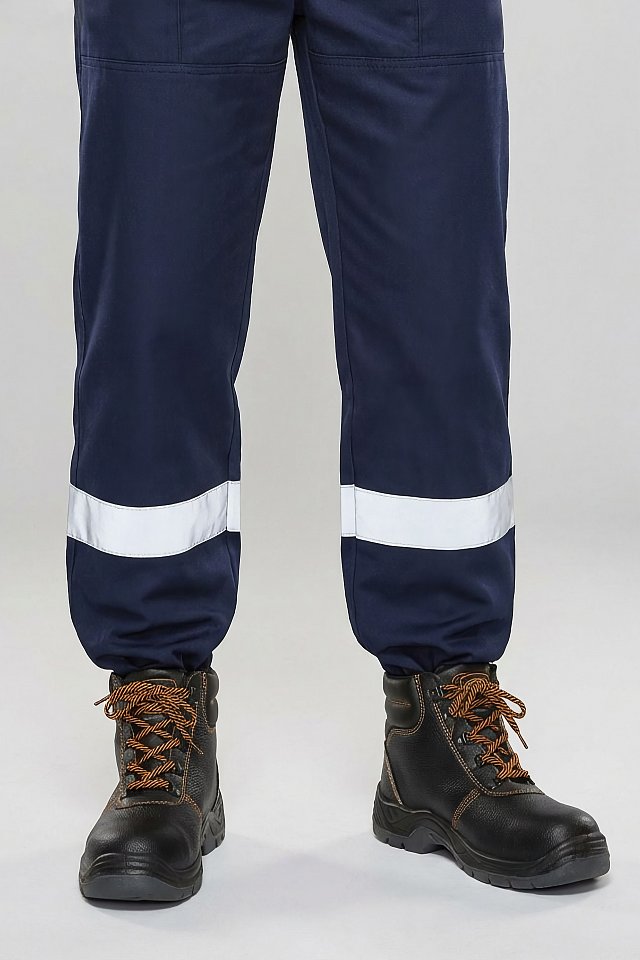 Ботинки кожаные для защиты от термических рисков электрической дуги СпецпошивТермо БОТ.001 черные - upload/resize_cache/iblock/ce4/8dwrx8bf15lkq4tqibbxr8w8khv34muq/640_1002_1821712164bebe8964a3cb4f91f48bb72/4