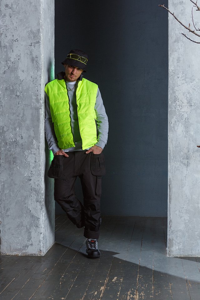 Жилет КОТПРОФИ утепленный лимон/черный - upload/resize_cache/iblock/f8f/jh2flj6barsxw9bhisr1z6vtsnm5bgji/640_1002_1821712164bebe8964a3cb4f91f48bb72/Specodejda_lookbook_2_04_2443056